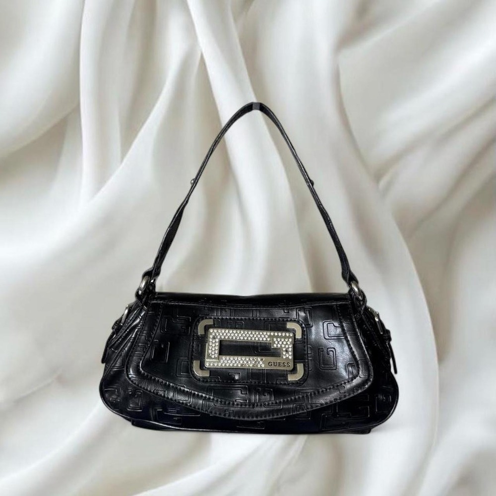 Guess rhinestone logo shoulder bag black faux leather y2k vintage